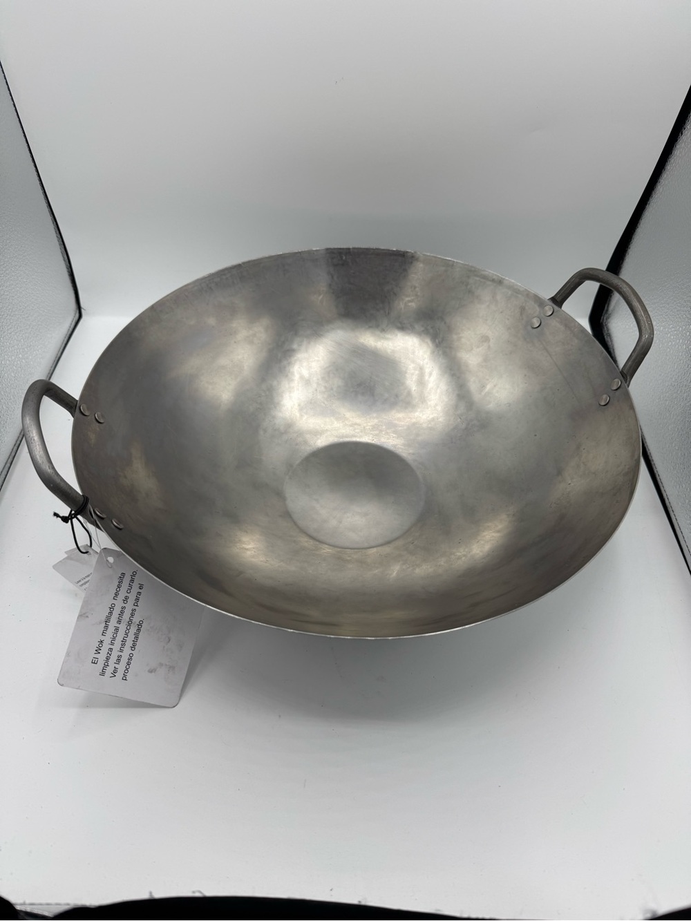 WILLIAMS SONOMA hammered Carbon Steel Flat Bottom Wok Loop handles NEW